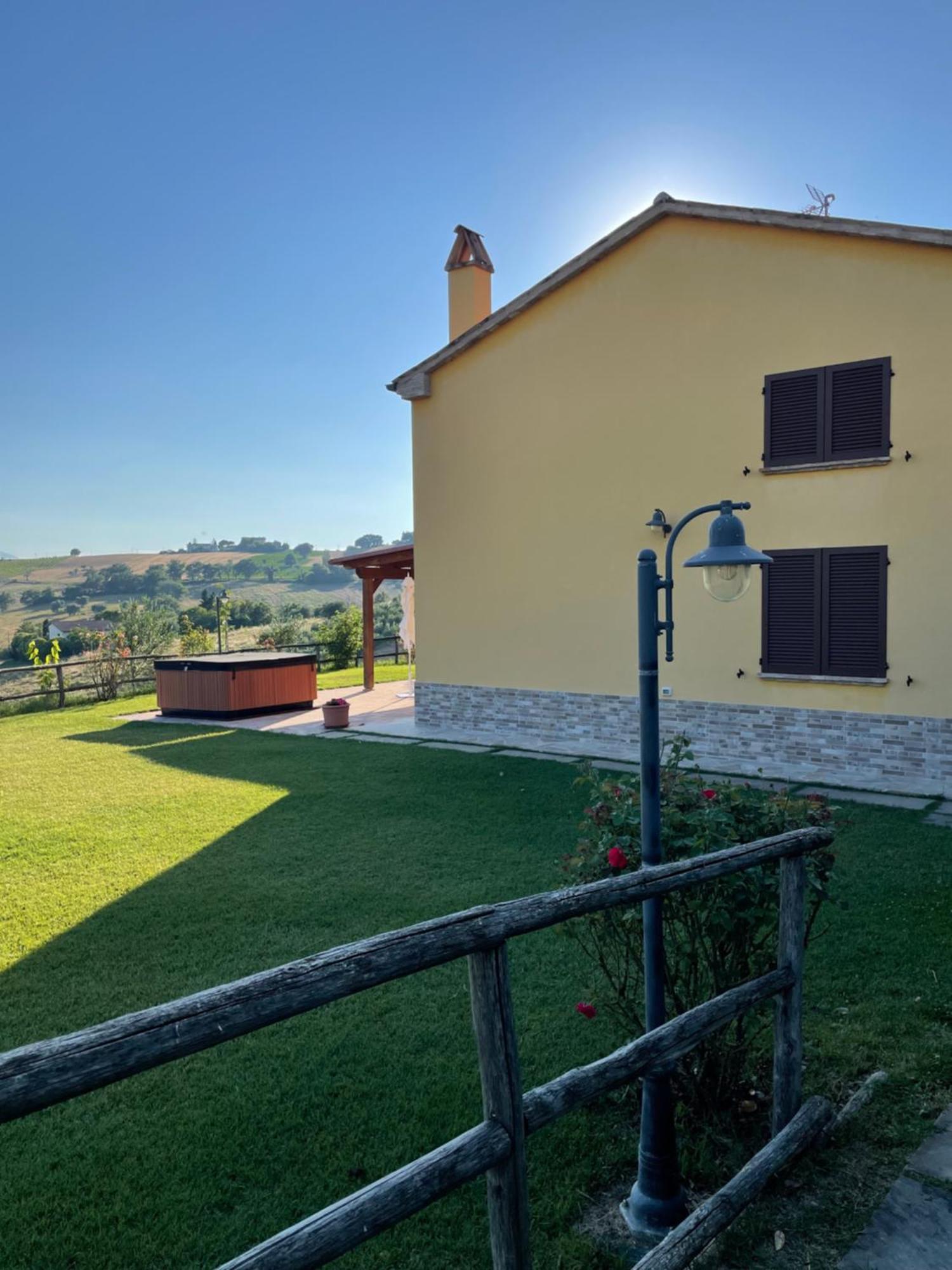 Montenovo Country House Ostra Vetere Ngoại thất bức ảnh